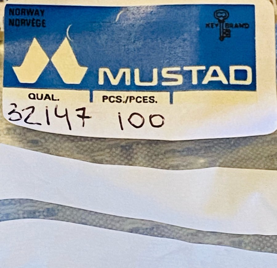 Mustad 32147  Fina bronskrokar =100st i påse  Kvalitet!