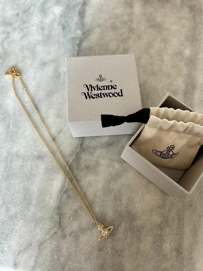 NYTT Vivienne Westwood halsband i guld