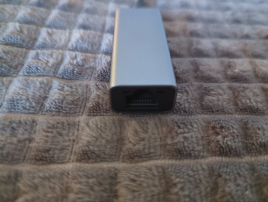 USB-C till Ethernet adapter, aluminium hölje, som nytt!