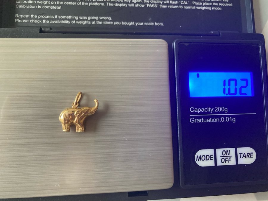 Guldhänge elefant 18k guld hänge äkta guld