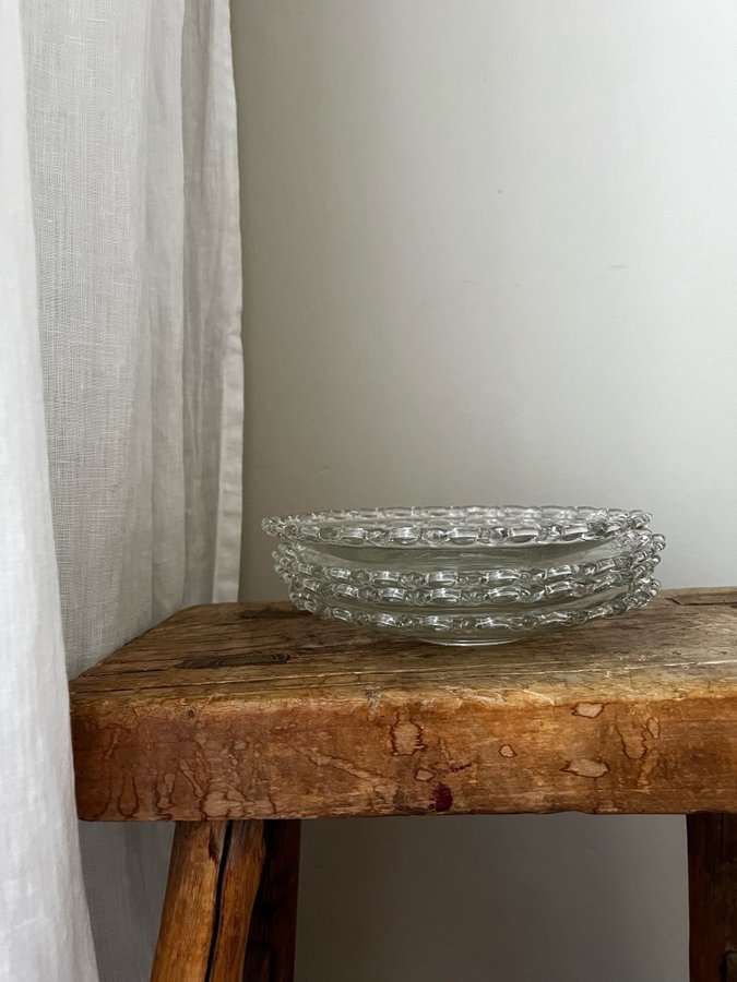 4 stycken assietter i glas • Kök • Dukning • Shabby Chic • Retro • Lantligt