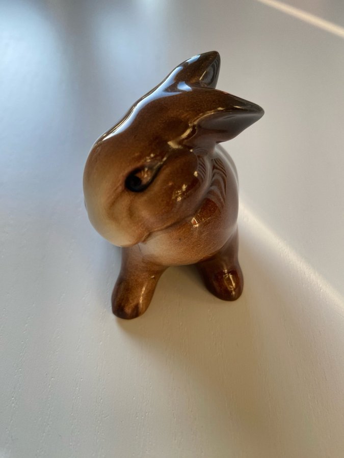 Porslinskanin, Vintage Rabbit Beswick Potters