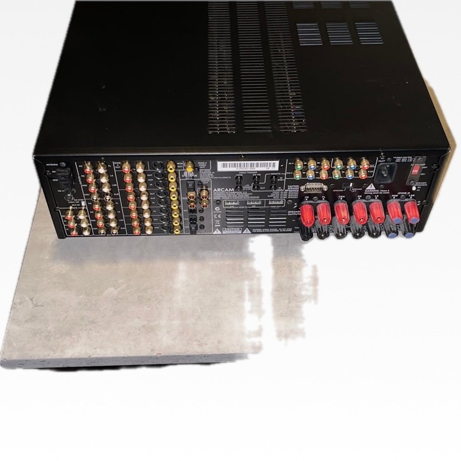 Arcam AVR350