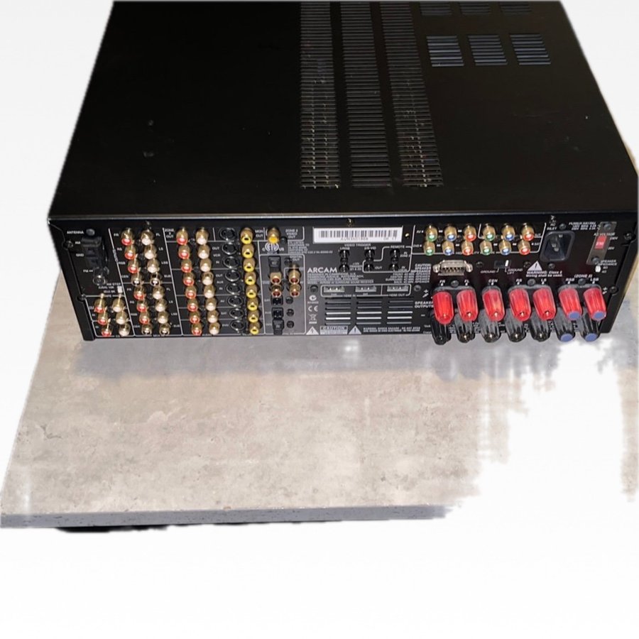 Arcam AVR350