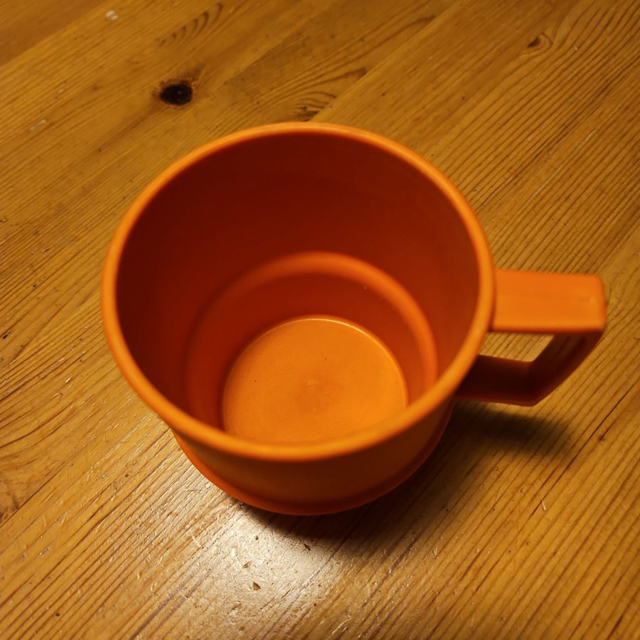 Orange mugg från Tupperware 1312-33