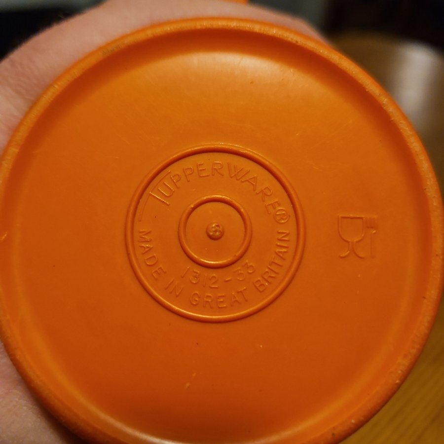 Orange mugg från Tupperware 1312-33