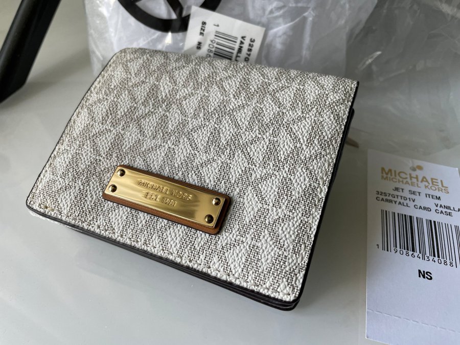 HELT NY INPLASTAD Michael Kors Jet Set Card Holder - Vanilla