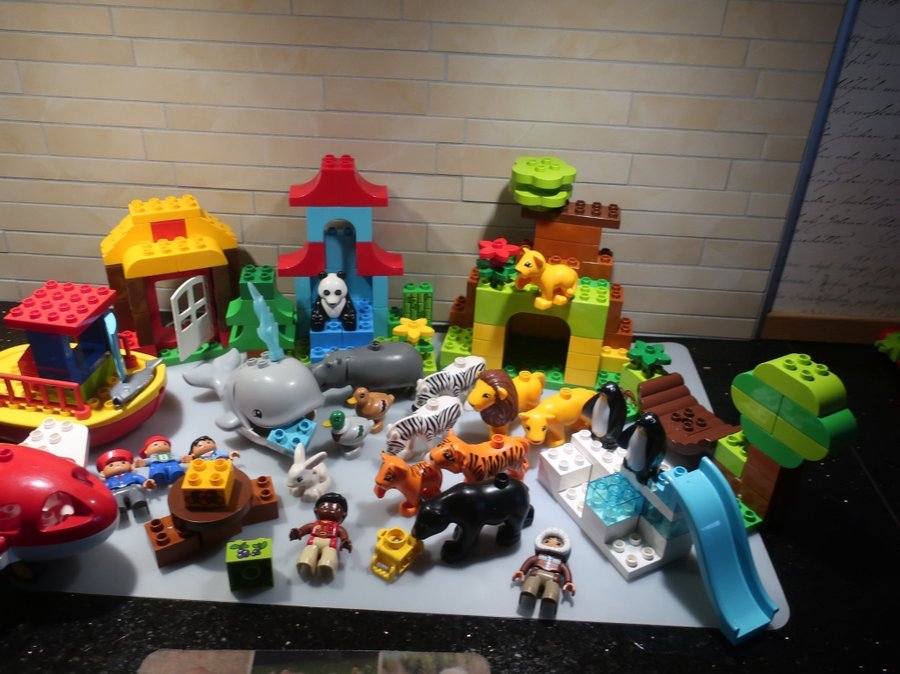 Lego - Duplo -Around the World- kompl. 10805 - Blir fin julklapp