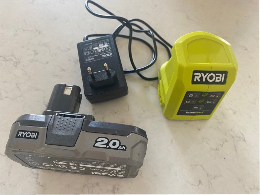 Ryobi 18V 2.0Ah batteri och laddare