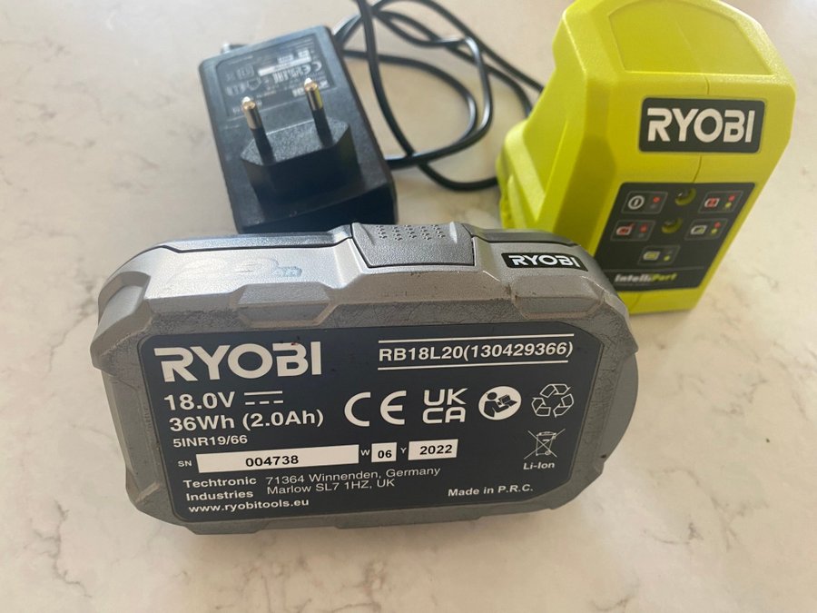 Ryobi 18V 2.0Ah batteri och laddare