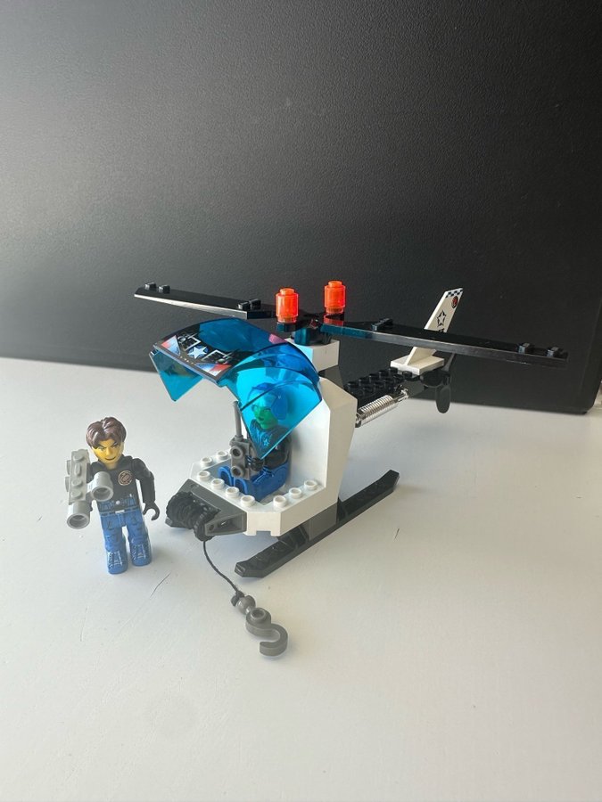 Vintage Lego Juniors 4604 police copter