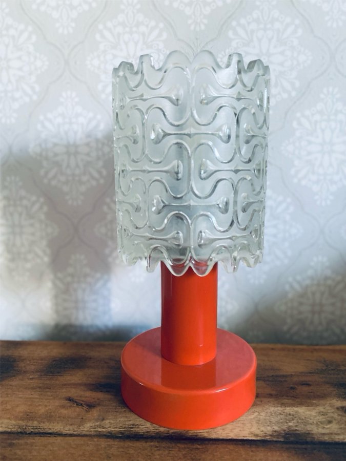 ÄLDRE ORANGE LAMPA BORDSLAMPA FRÅN TYRINGE KONSTHANTVERK 60-tal RETRO