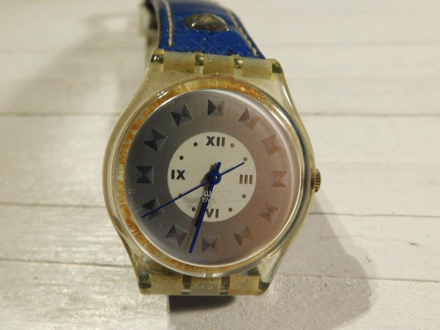 Swatch Switzerland Dam Klocka RETRO Äldre Model Romerska Nummer