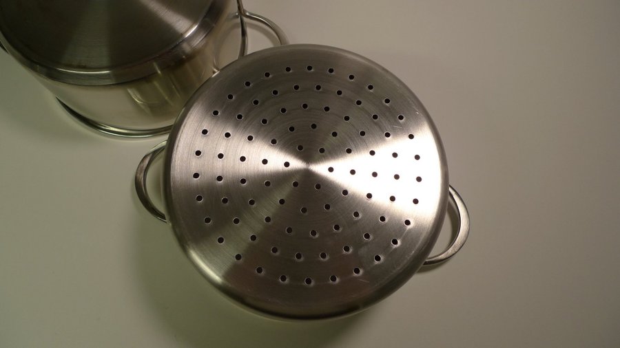 BID! GSW Stainless Steel Steamer with Insert, Silver, 20 cm!