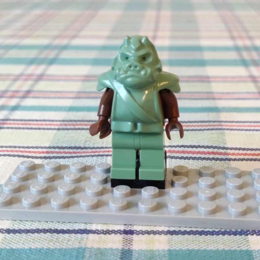 Lego Star Wars Gamorrean Guard