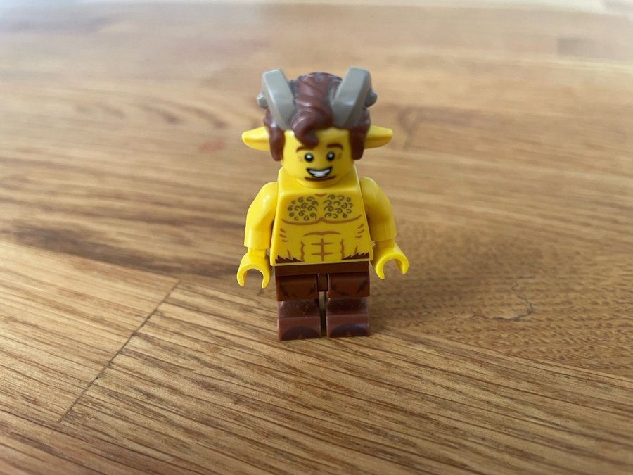 LEGO gubbe Faun | series 15 | Lego cmf