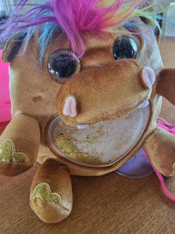 Zuru Rainbocorns - Plush Toy med Glitterhjärta