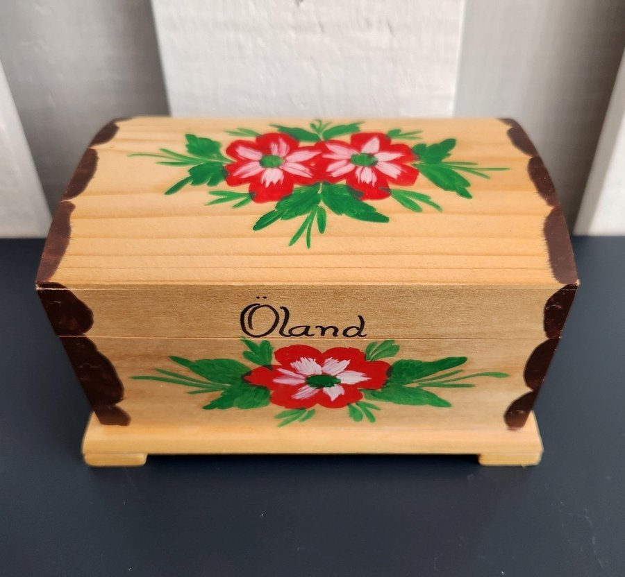 Wooden Treasure Chest Trinket Box Hand-Painted, Öland