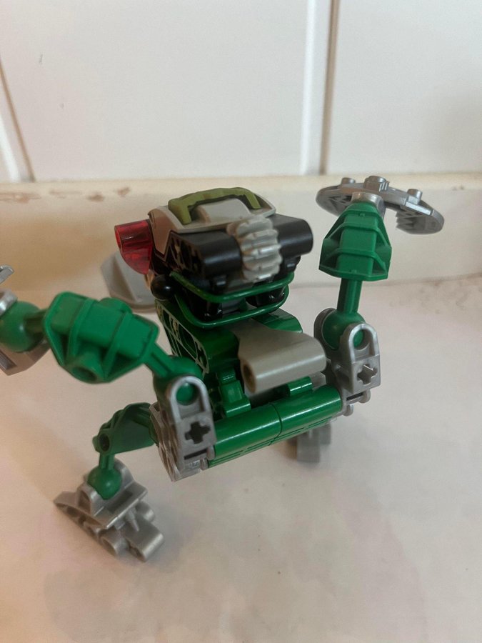 LEGO BIONICLE 8576 BOHROK-KAL LEHVAK-KAL