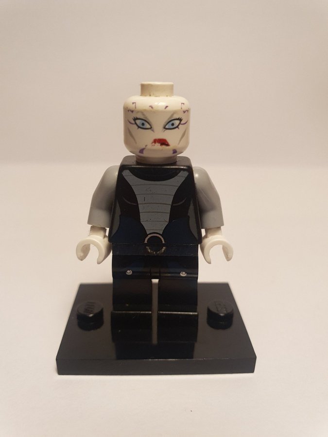 Asajj Ventress - Black Torso, 2011, Lego Star Wars