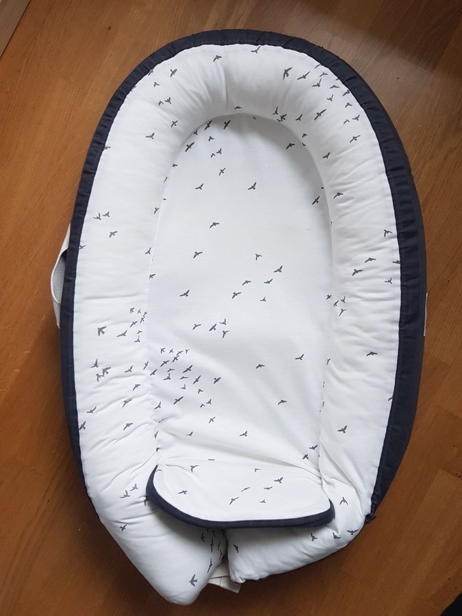 Voksi babynest Premium