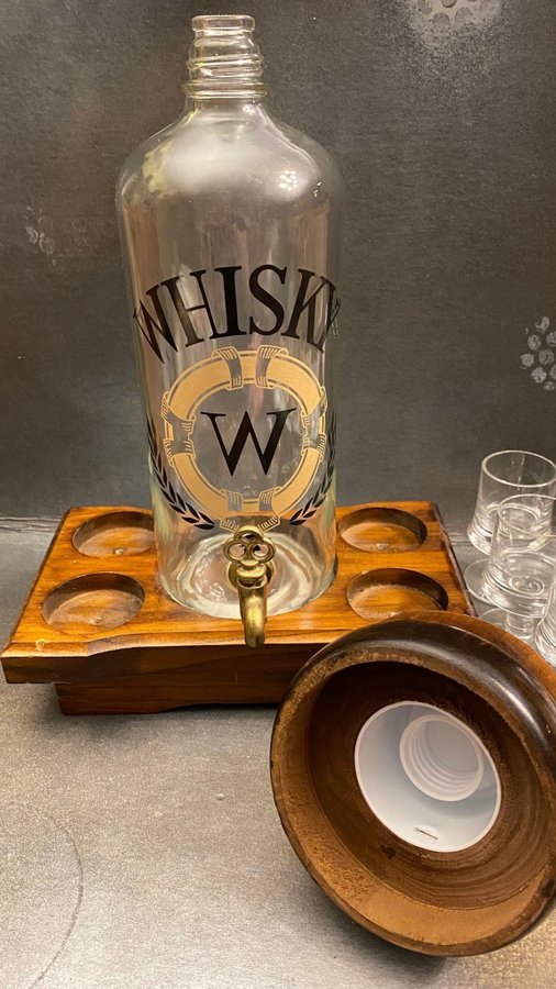 WHISKEYSET, trä/glas, 1900-talets senare del.