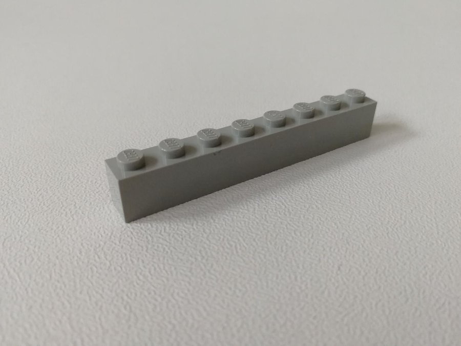 Lego - brick - bas - 1x8 - part 3008 - ljusgrå (old light gray)