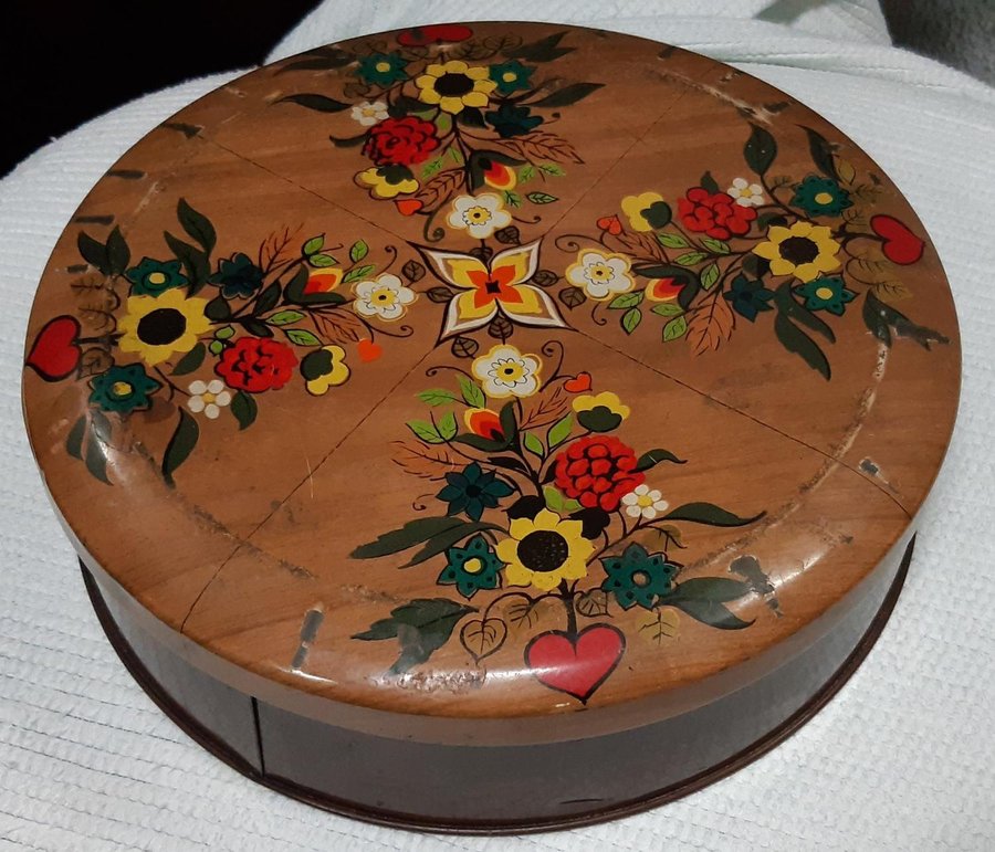 Vintage låda plåt burk med motiv av blommor på locket 23 x 6 cm