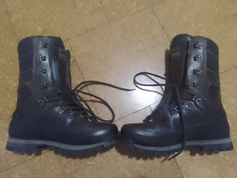 Meindl Dovre Extreme Wide GTX storlek 42,5 fint skick