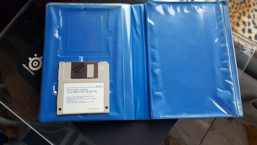 IBM PS/2 Model 80 Brugervejledning  Startdiskette - retro nostalgi