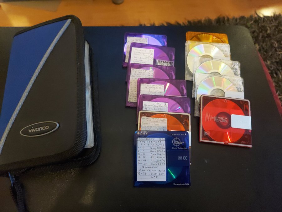 12 st Minidisc med praktisk förvaring