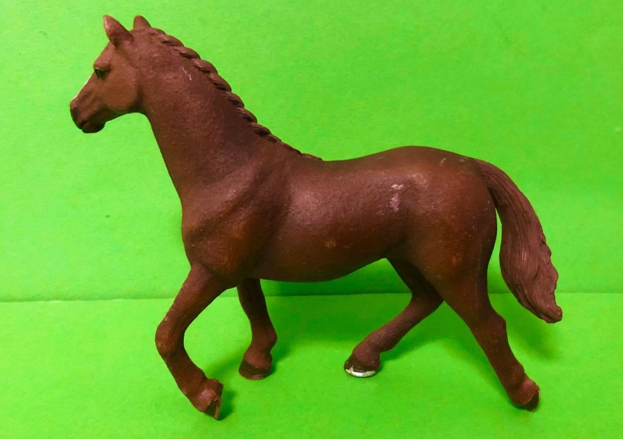 Schleich 13855 Engelskt Fullblod Häst Brun Samlarfigur Horse