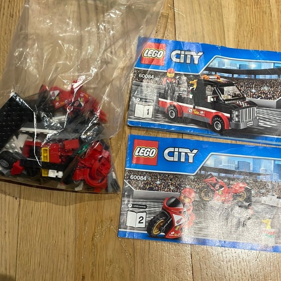 Lego City 60084 racebike  Servicebil