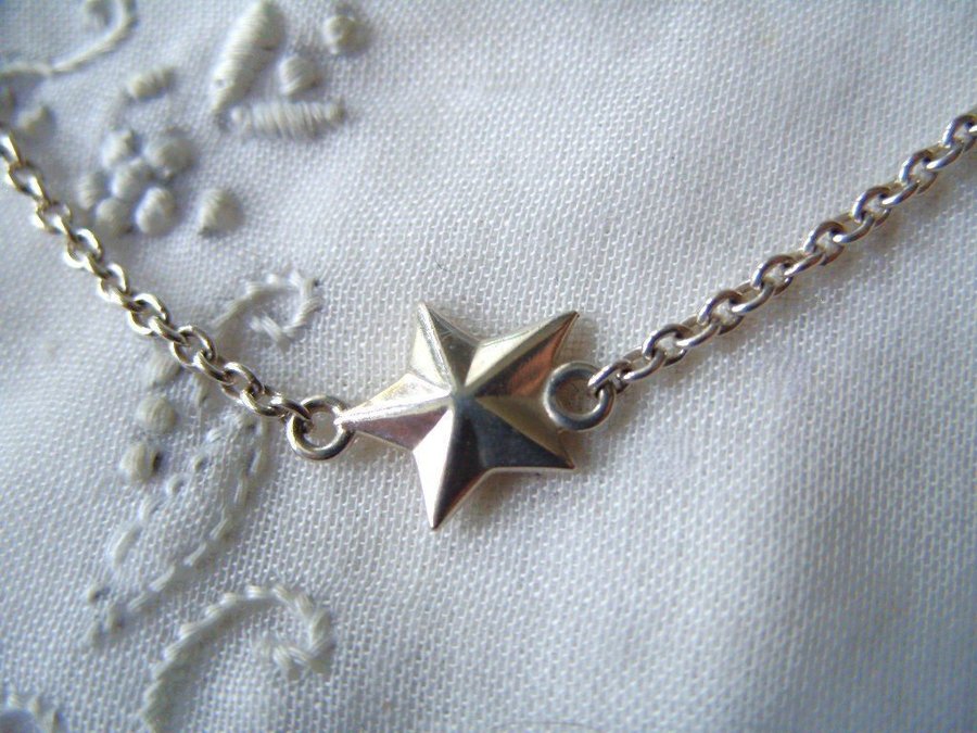 Efva Attling design: "Catch a falling star bracelet" 925 silver justb längd