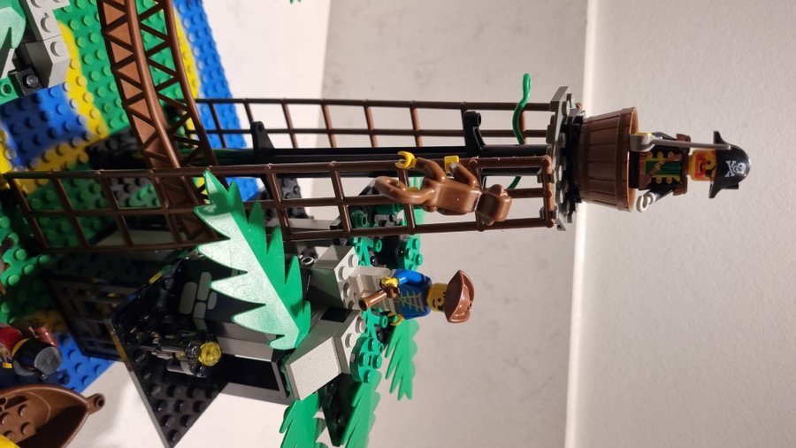 Lego Porates 6270- Forbidden island