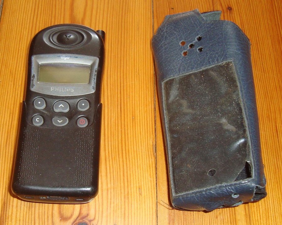 Philips mobiltelefon med fodral Retro för samlare Samlarobjekt Äldre