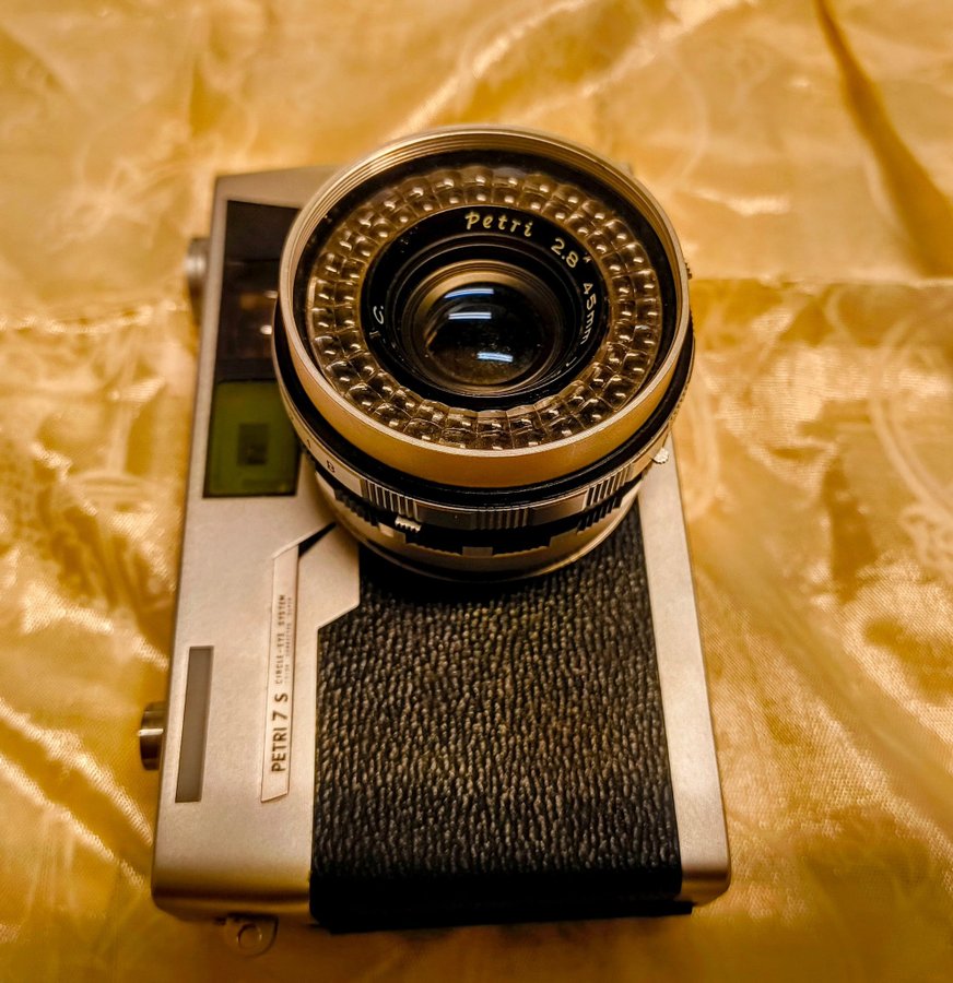 Petri 7S Rangefinder Camera