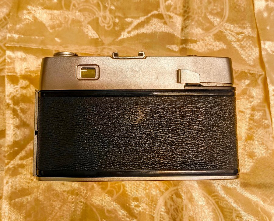 Petri 7S Rangefinder Camera