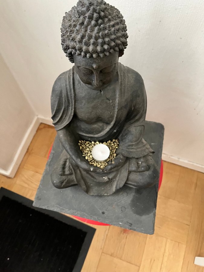 Buddha Staty med Ljus 40 cm