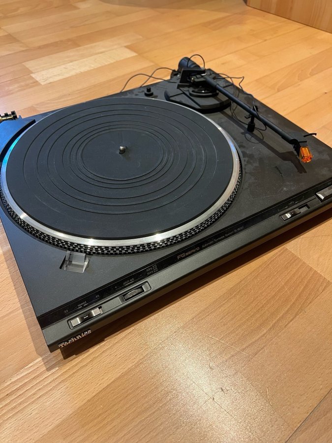 TECHNICS SKIVSPELARE, KASETTSPELARE, FÖRSTÄRKARE HI-FI SYSTEM