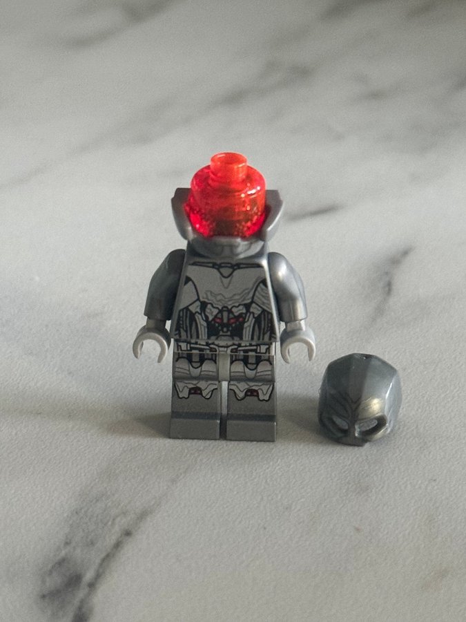 Lego Super Heroes - Ultimate Ultron