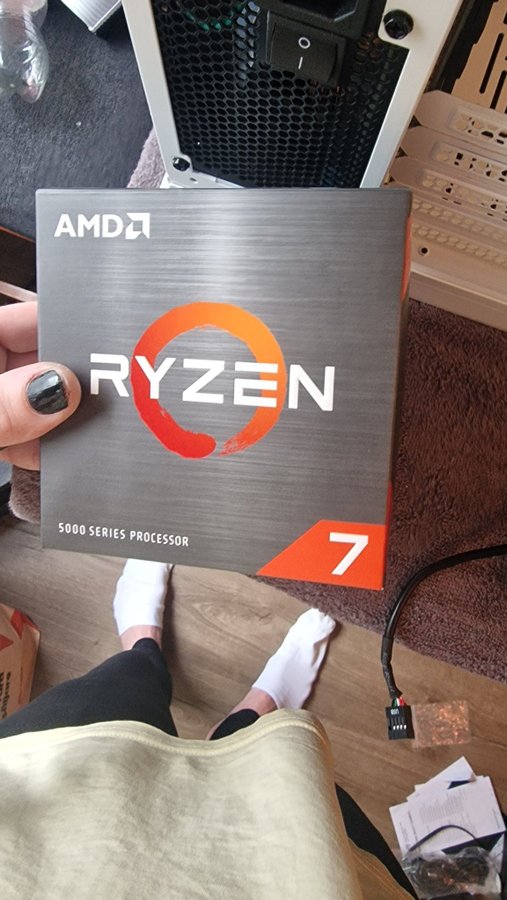 AMD Ryzen 7 5700X