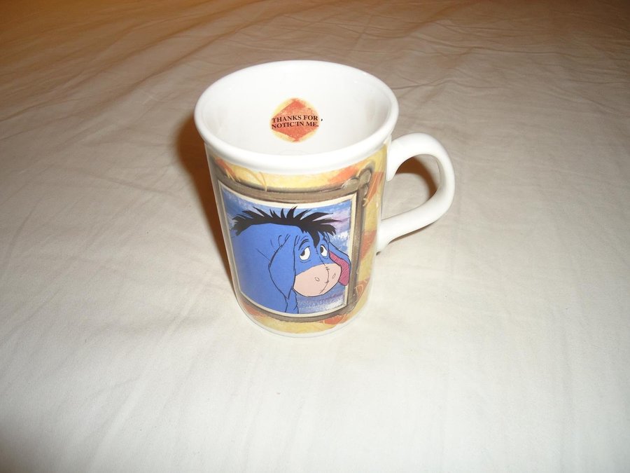 Disney Nalle Puh Ior Eeyore Staffordshire England porslins mugg Winnie The Pooh