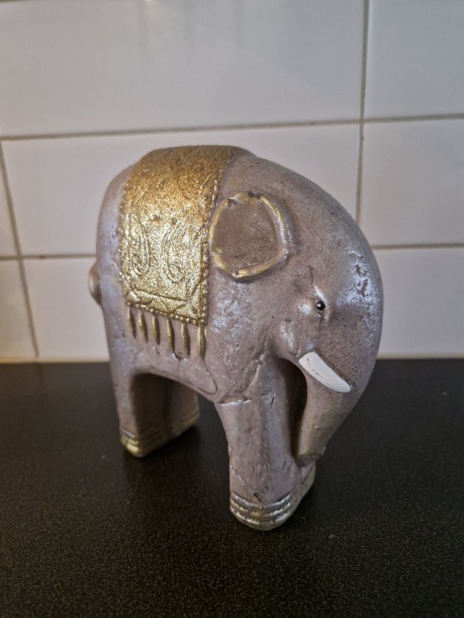 Elefant Figur