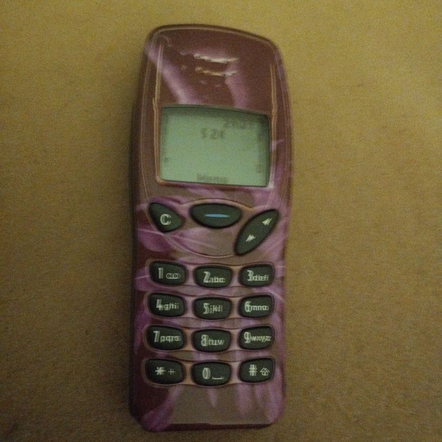 Nokia 3210. Över 24 år gammal.