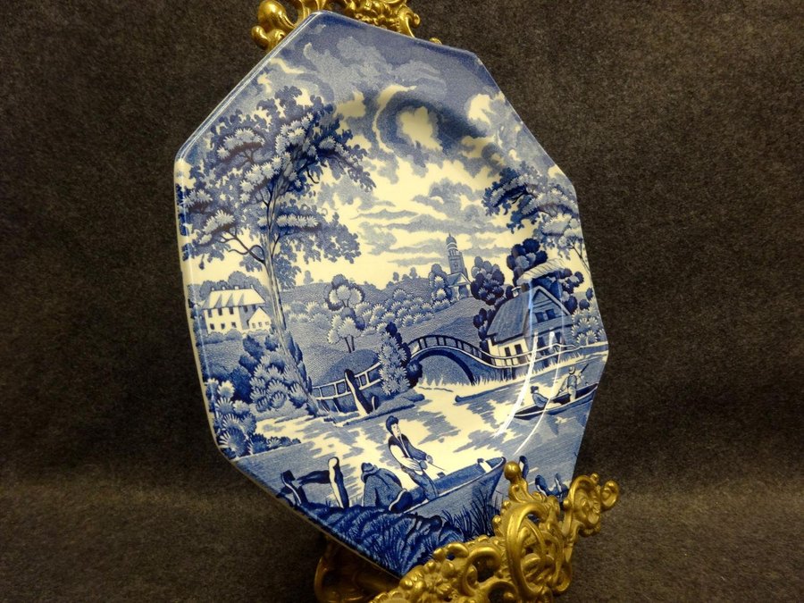 Tallrik Royal Staffordshire Shantung Ironstone J  G Meakin England Blue