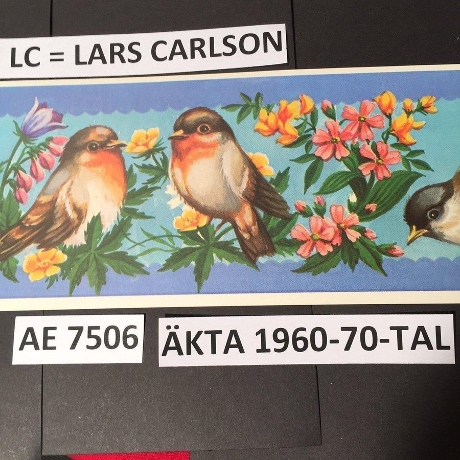 LC 7506: LARS CARLSsON: Rödhakar Äkta 1960-70-tal Pappersbonad 12x80cm LC