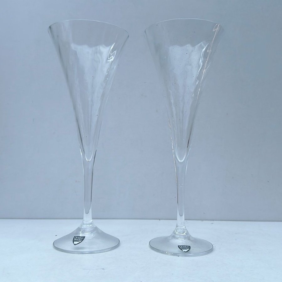 Orrefors ” Helena” design Gunnar Cyren champagneglas