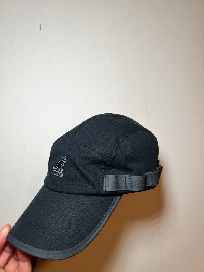 Kangol svart keps