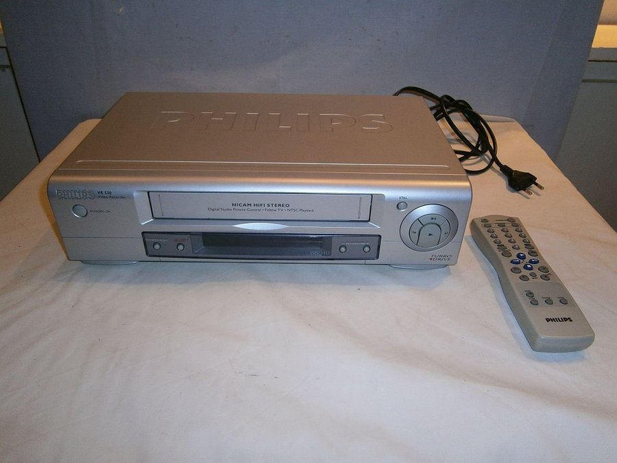 Philips VCR VHS Cassette Recorder Model VR5300 Hifi Stereo with Remote Control